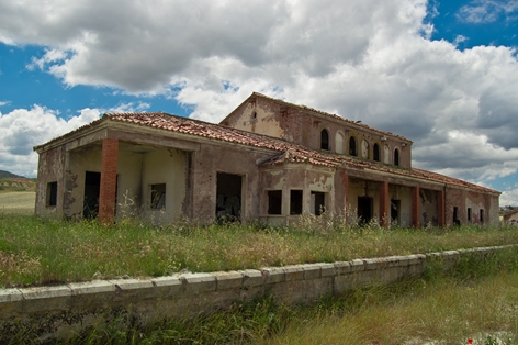 Antigua estación de Villapalacios
